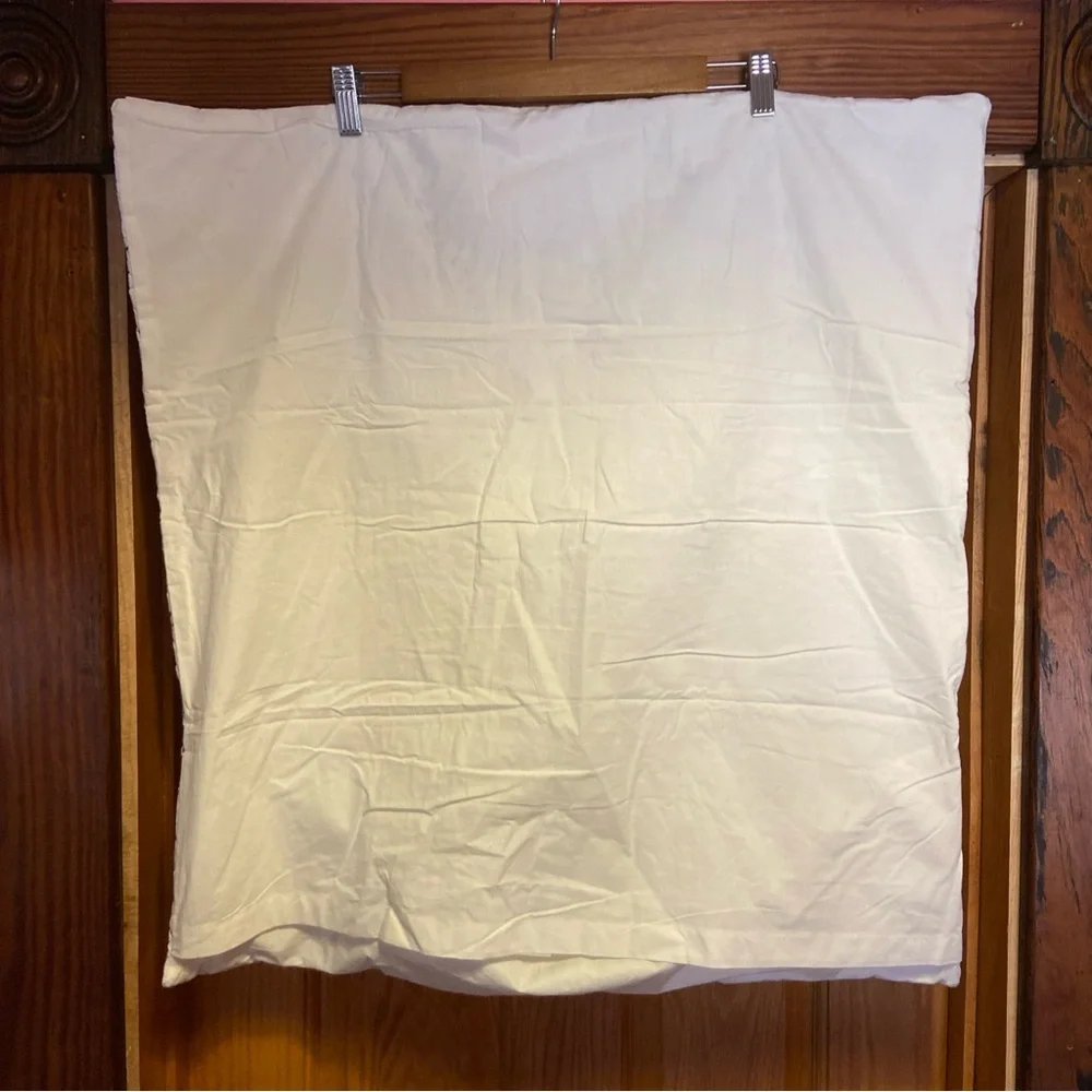 Anthropologie Cream Quilted Circle-Pattern Throw